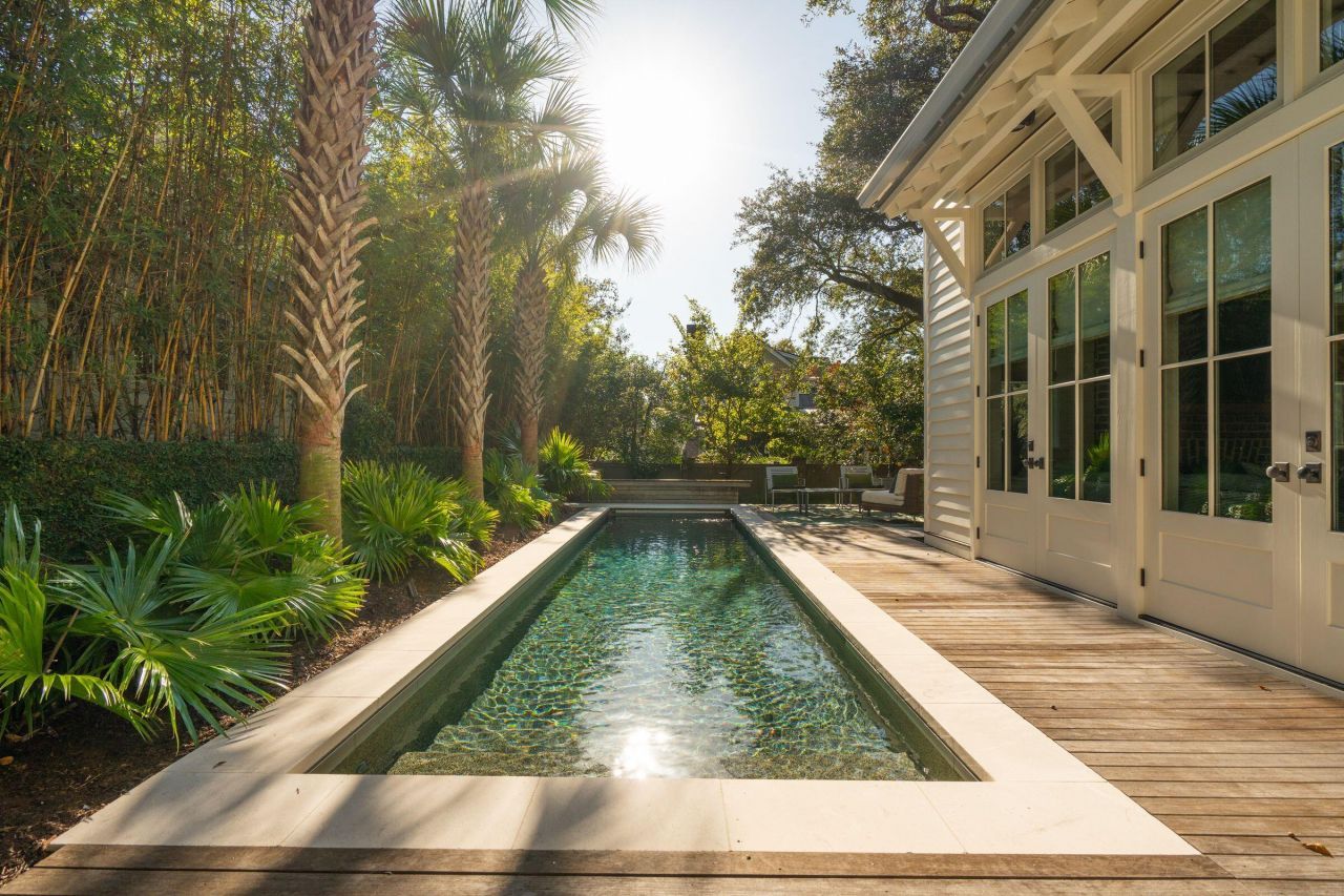 105 Friend Street Photo 52