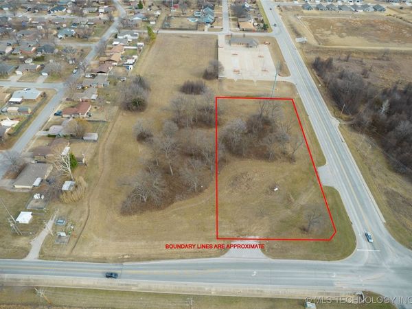 0002 W 51st Street , Sand Springs, OK 74063