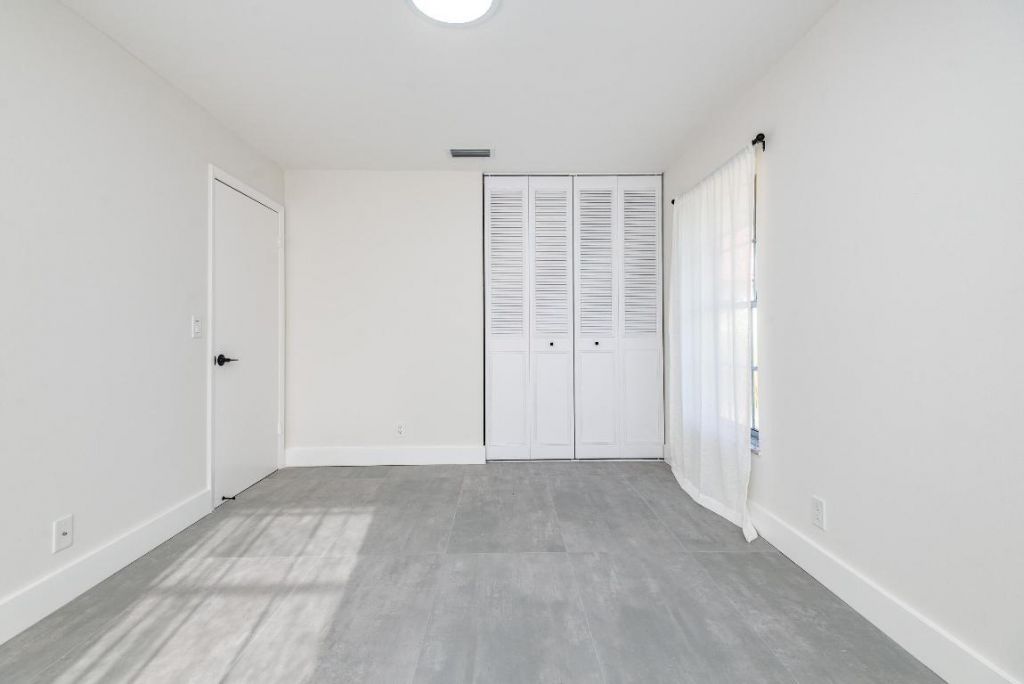 604 Laconia Circle, Lake Worth, FL 33467 Photo