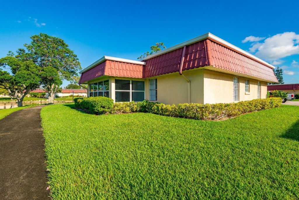 604 Laconia Circle, Lake Worth, FL 33467 Photo