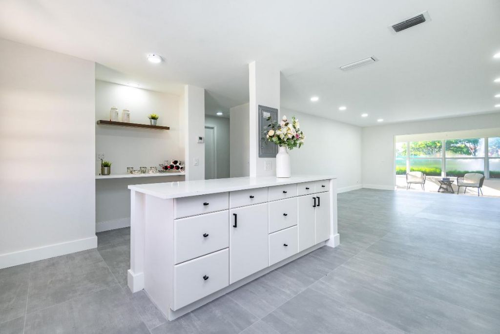 604 Laconia Circle, Lake Worth, FL 33467 Photo