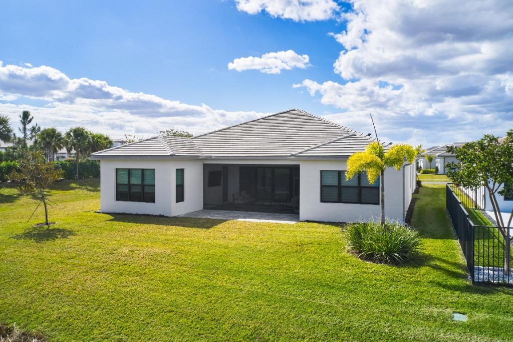 12329 SW Saltwater Drive, Port Saint Lucie, FL 34987 Photo