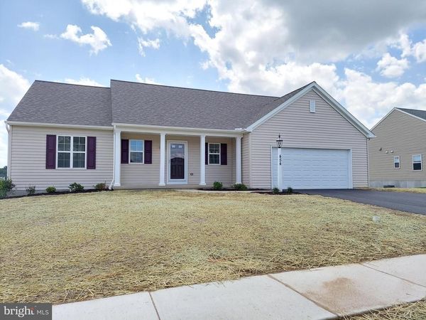 454 SPRINGHOUSE LANE, YORK, PA 17406