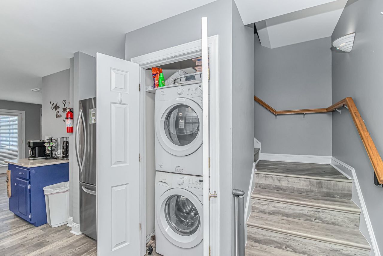 6001- 1027 S Kings Hwy. Photo 5