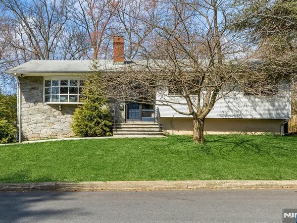 37 New Street, CRESSKILL, NJ 07626
