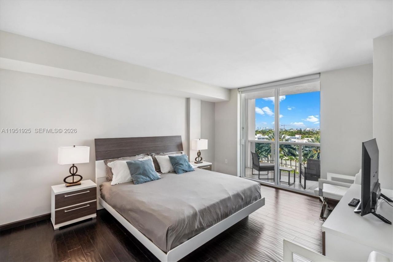 10275 Collins Ave, Unit 529, Bal Harbour, FL 33154 Photo