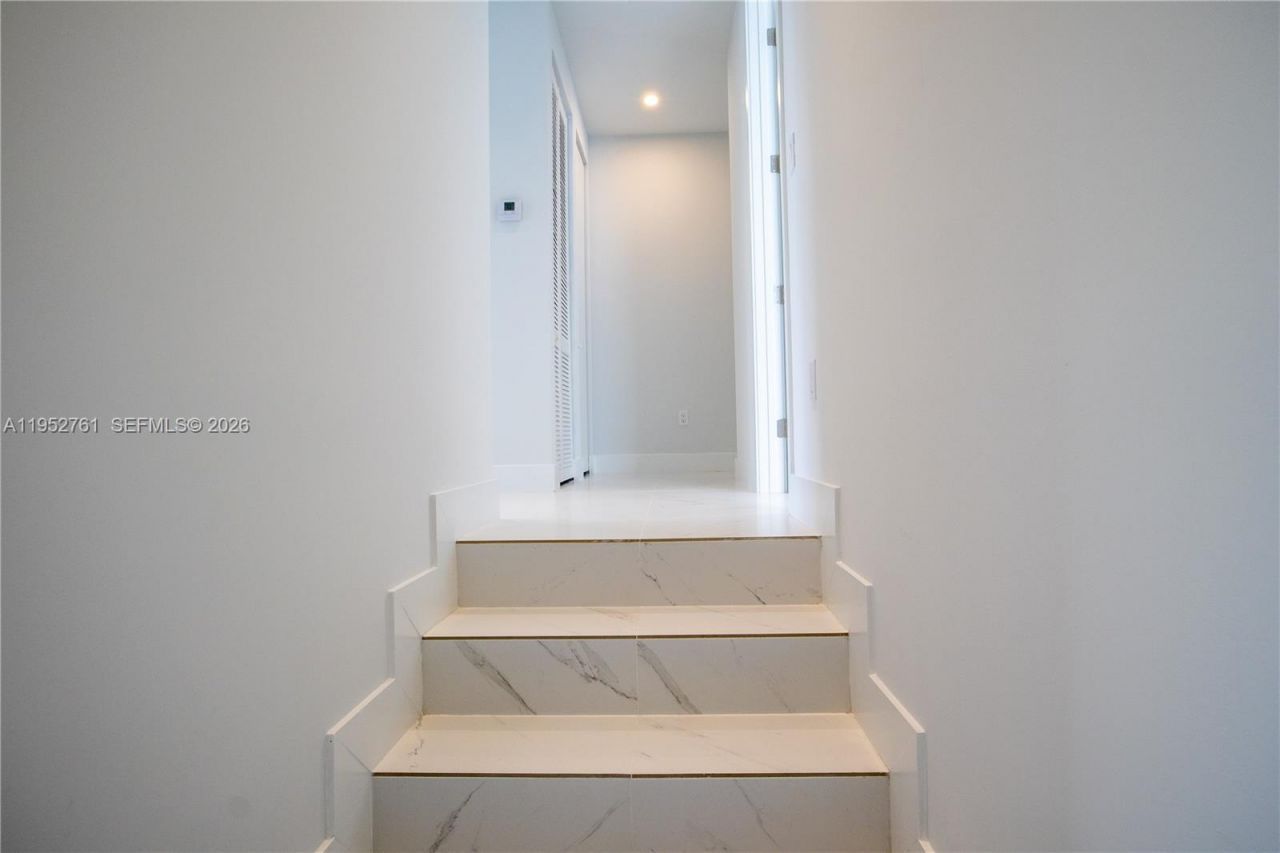 3374 Day Ave, Unit #B, Miami, FL 33133 Photo