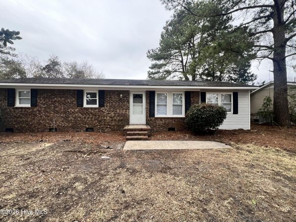 1329 Hunters Road, New Bern, NC 28562