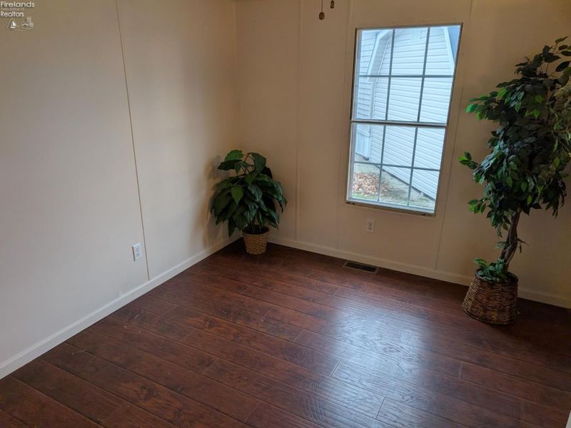 220 Maple Lane, Unit 115A, Green Springs, OH 44836 Photo 10