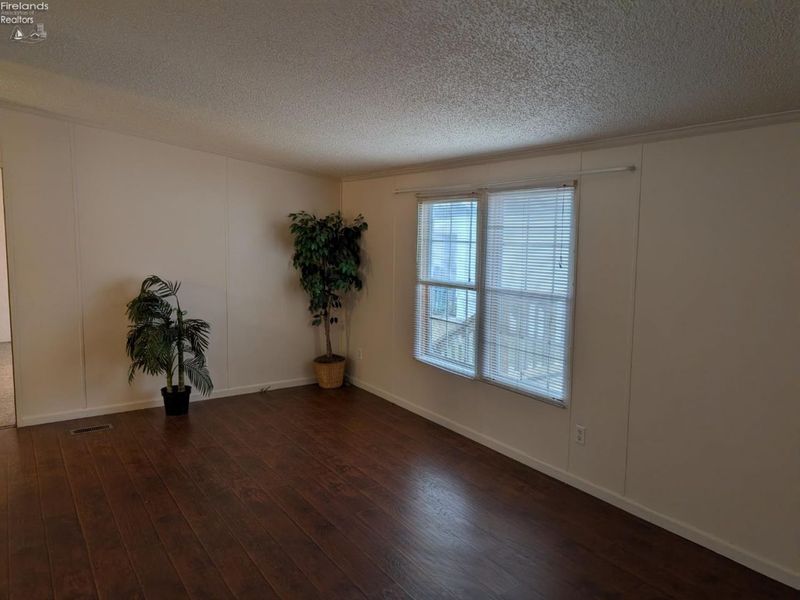 220 Maple Lane, Unit 115A, Green Springs, OH 44836 Photo 3