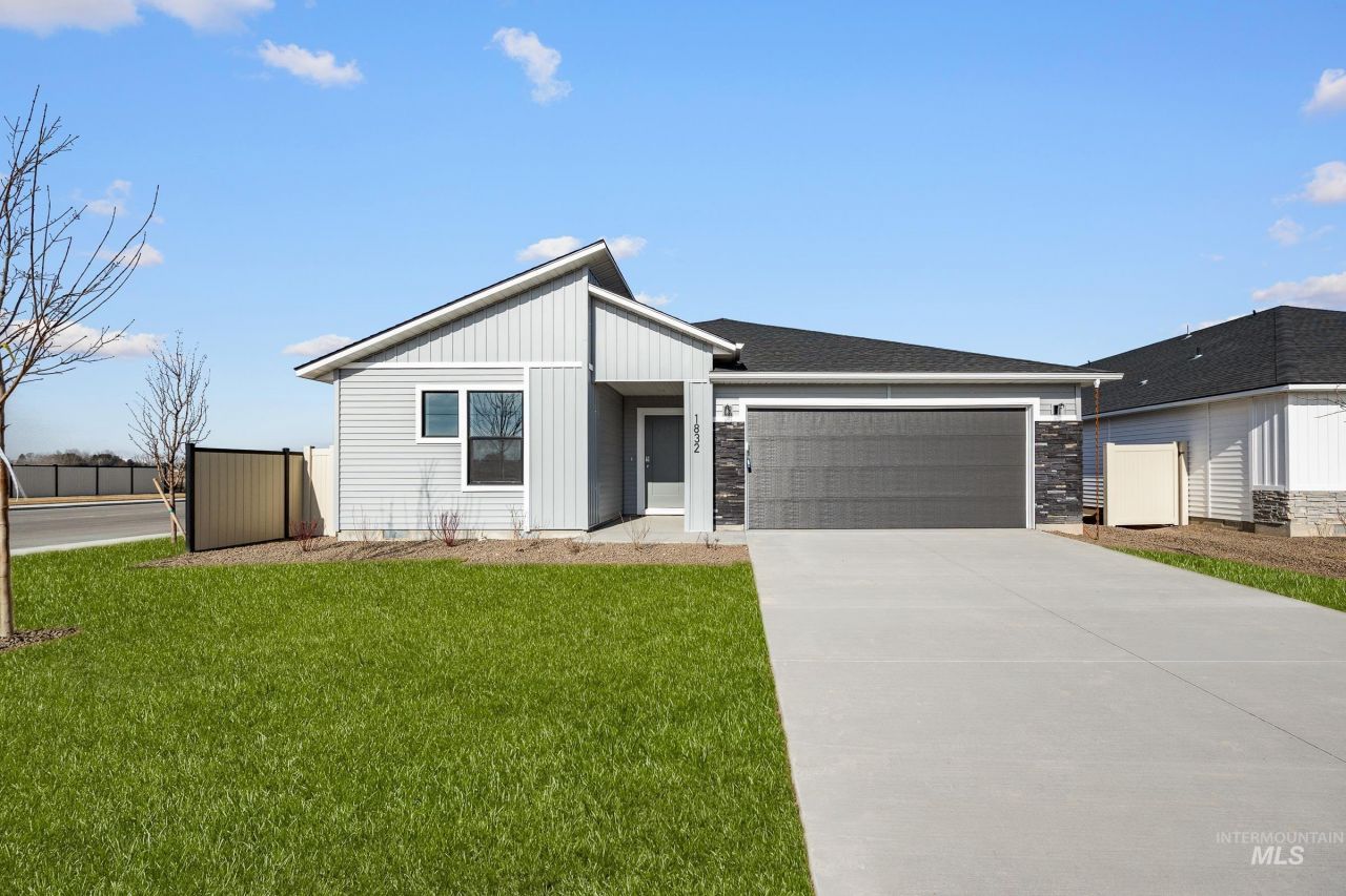 1832 W Unforgettable St, Meridian, ID 83642 Main Photo