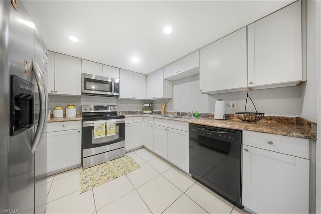 3170 Seasons Way , Unit 802, Estero, FL 33928 Photo