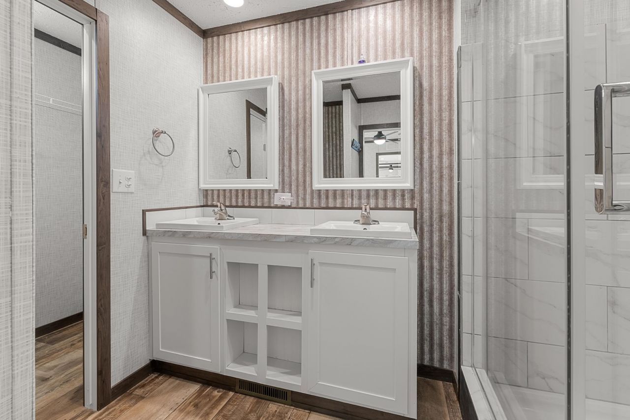 315 Hangar Ct. Photo 17