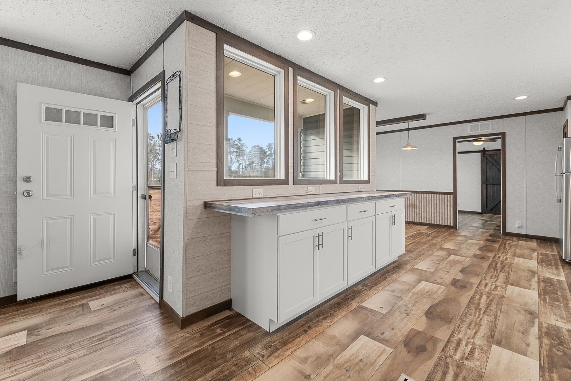 315 Hangar Ct. Photo 20