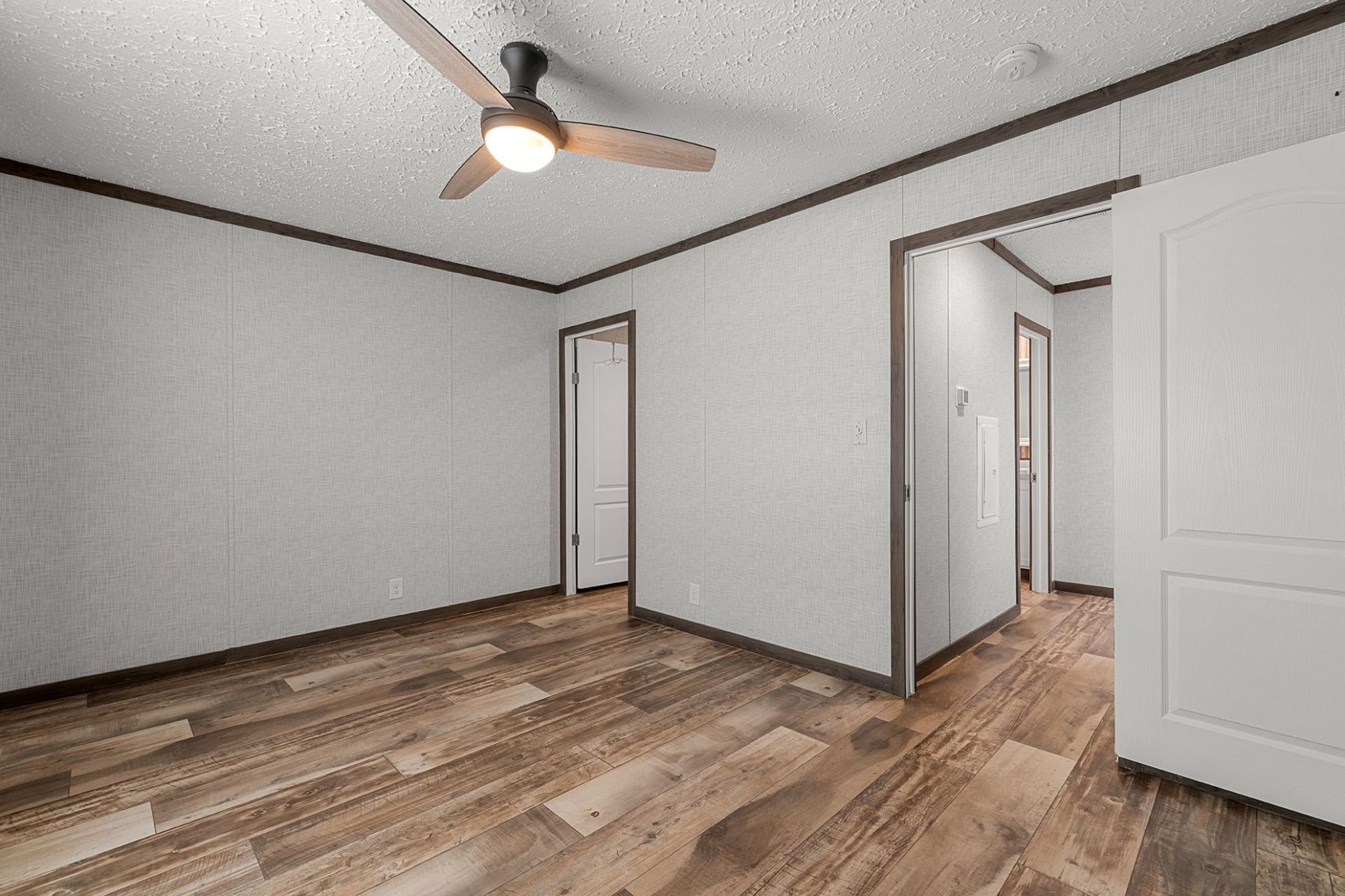 315 Hangar Ct. Photo 35