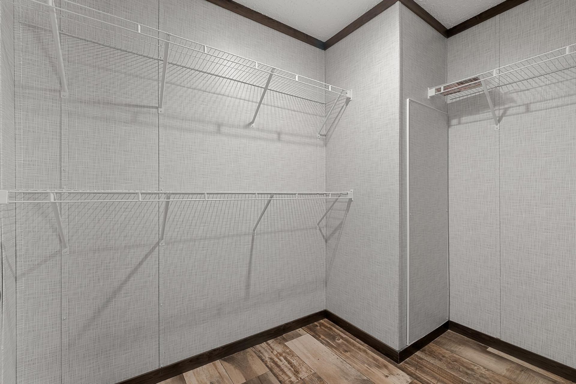 315 Hangar Ct. Photo 38