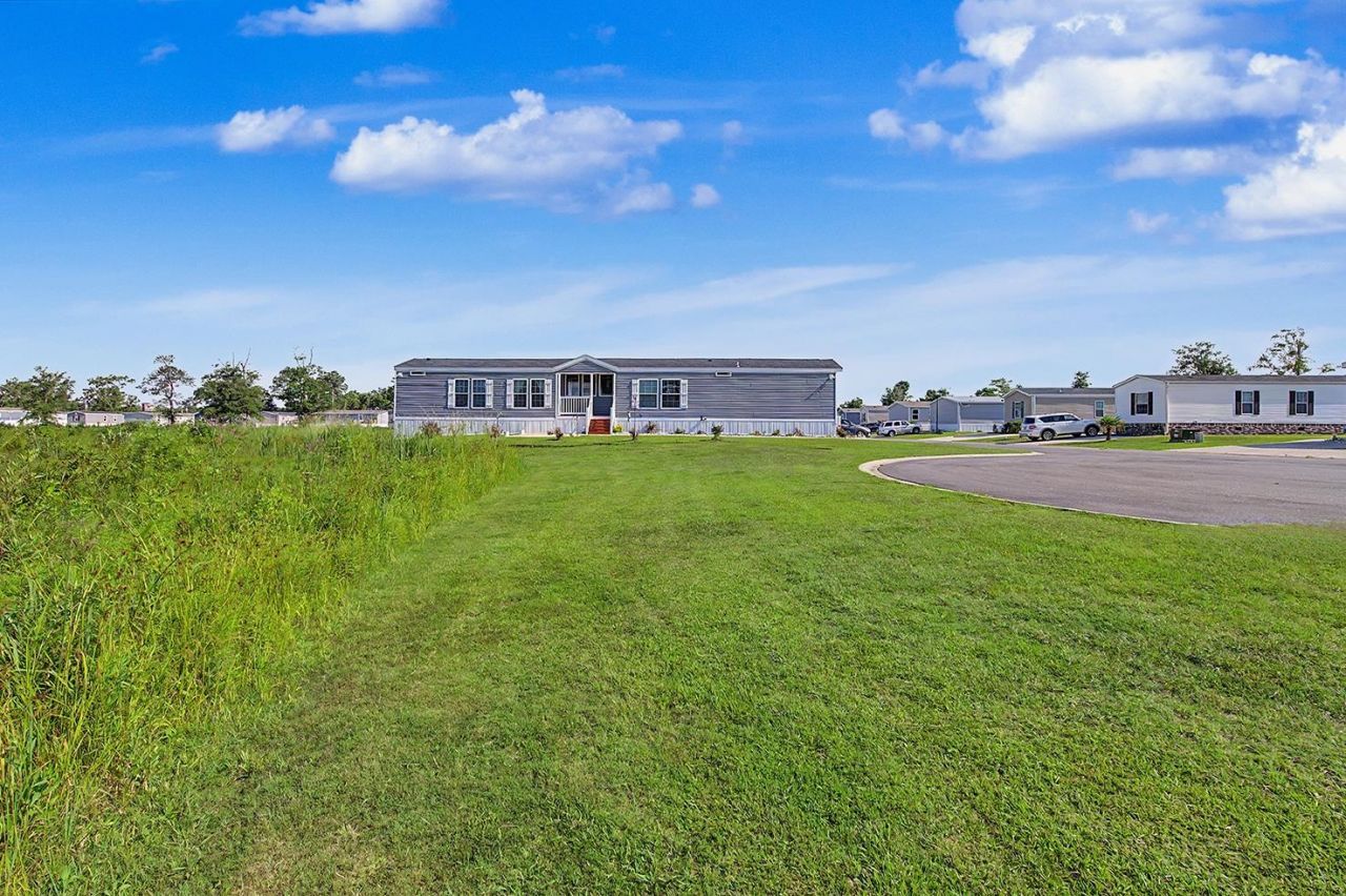 315 Hangar Ct. Photo 40