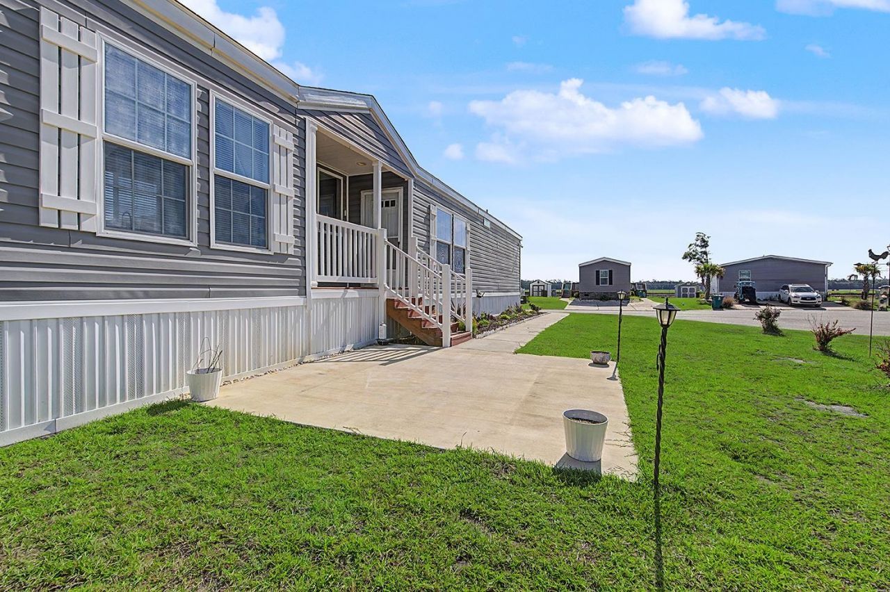315 Hangar Ct. Photo 6