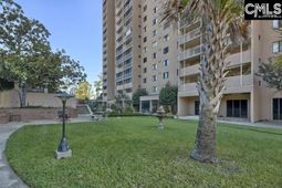 1825 St Julian Place photo 4