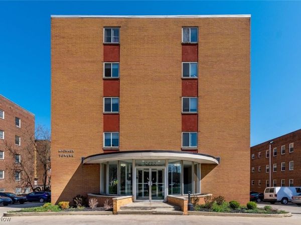 12050 Lake Avenue, Unit 602, Lakewood, OH 44107