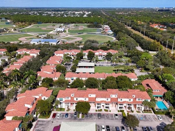 4823 Chancellor Drive, Unit 20, Jupiter, FL 33458