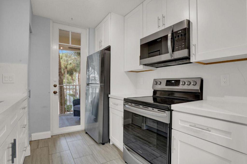 4823 Chancellor Drive, Unit 20, Jupiter, FL 33458 Photo