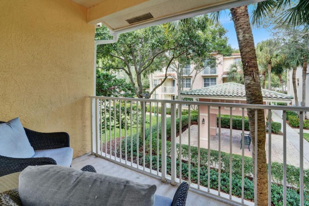 4823 Chancellor Drive, Unit 20, Jupiter, FL 33458 Photo