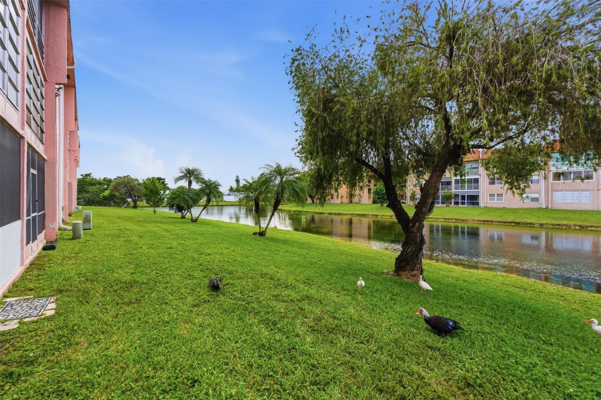 9460 Sunrise Lakes Boulevard, Unit 112, Sunrise, FL 33322 Photo