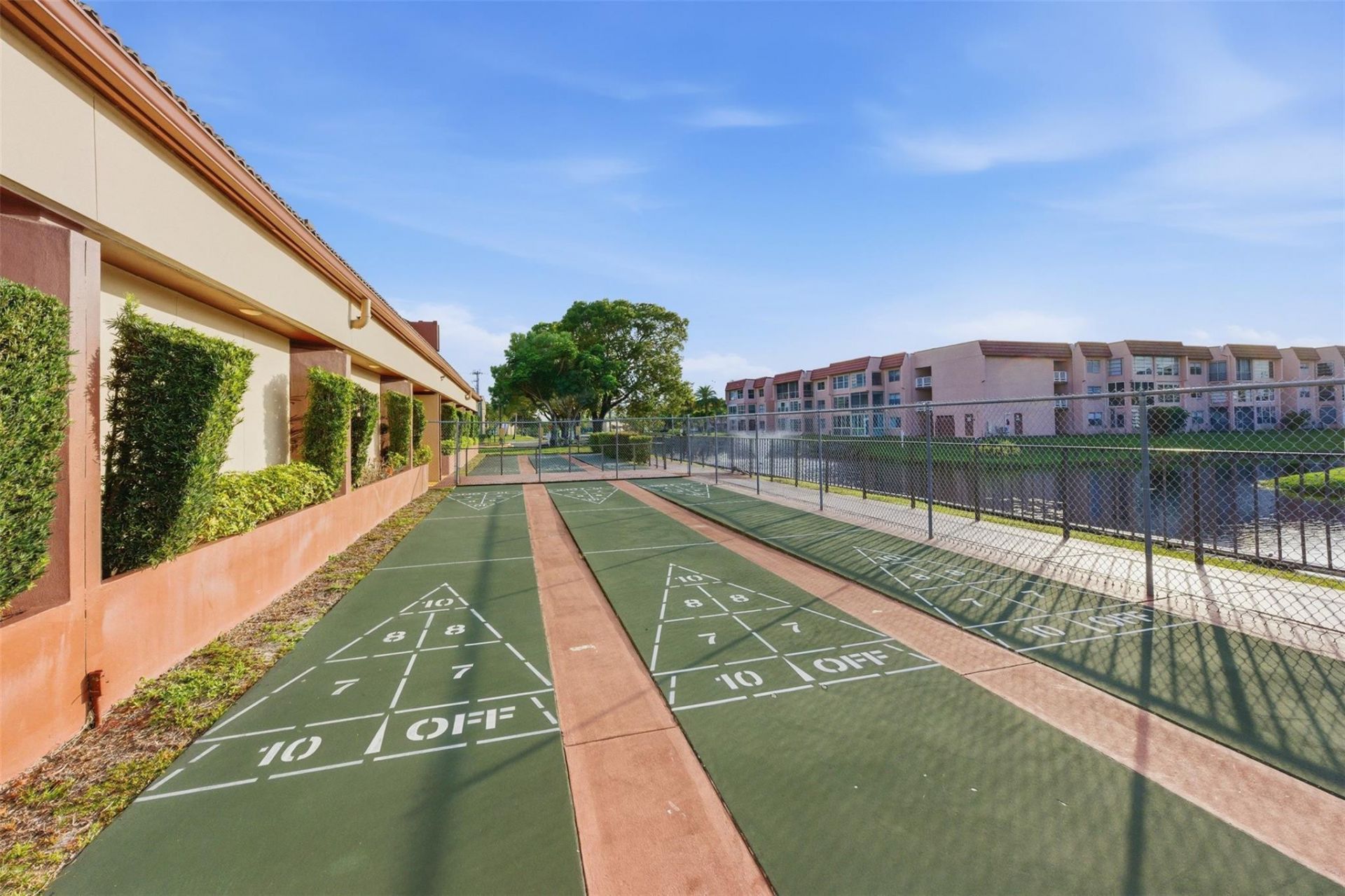 9460 Sunrise Lakes Boulevard, Unit 112, Sunrise, FL 33322 Photo