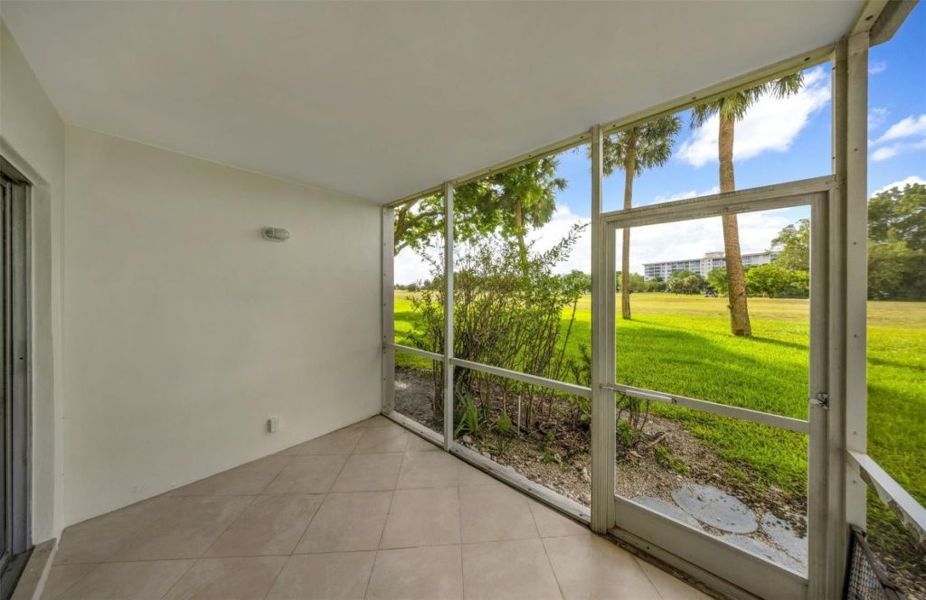 2850 N Palm Aire Drive, Unit 104, Pompano Beach, FL 33069 Photo