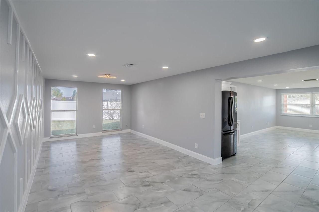 616 Highview Circle N, Brandon, FL 33510 Photo