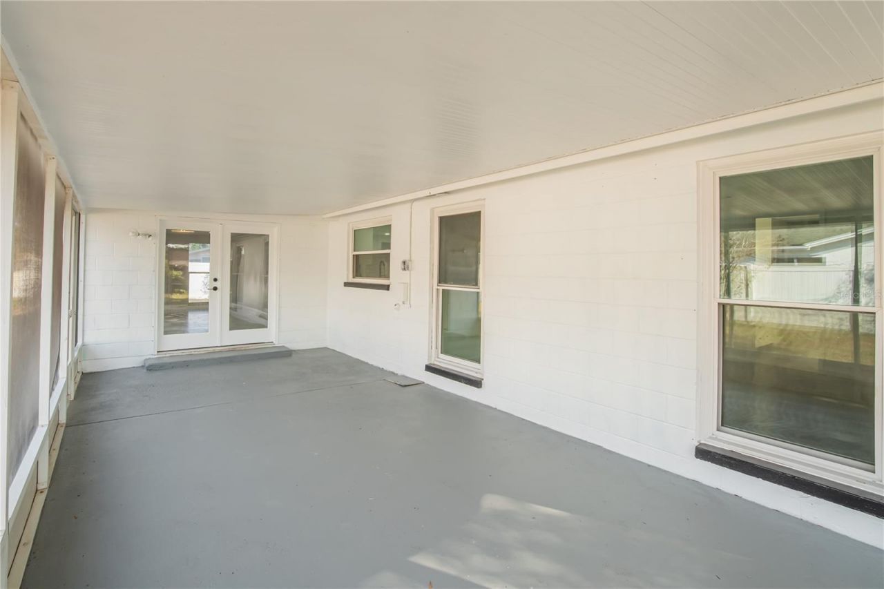 616 Highview Circle N, Brandon, FL 33510 Photo