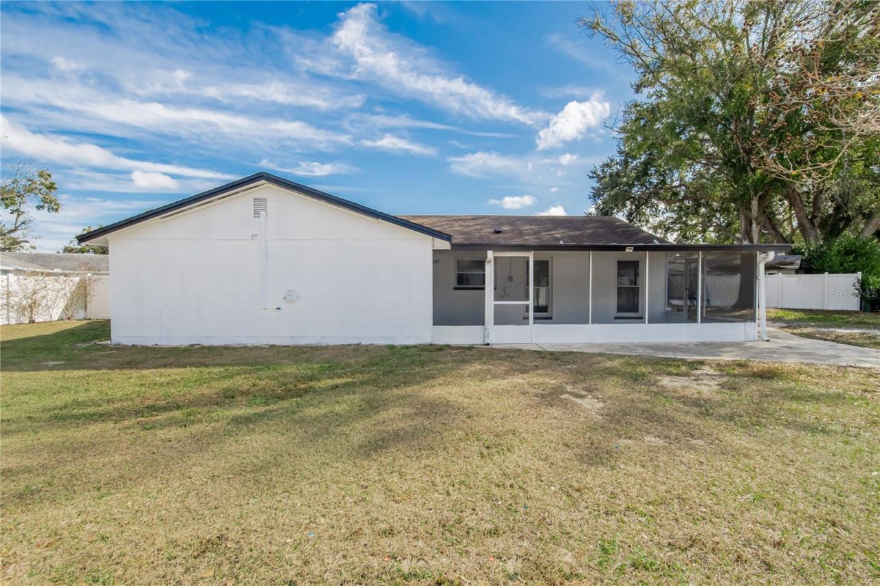 616 Highview Circle N, Brandon, FL 33510 Photo