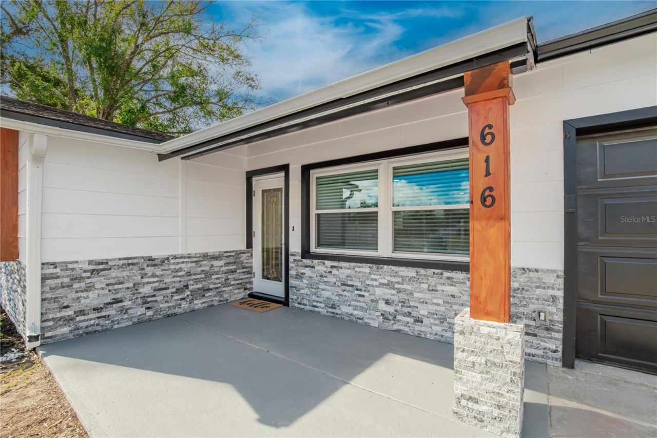 616 Highview Circle N, Brandon, FL 33510 Photo