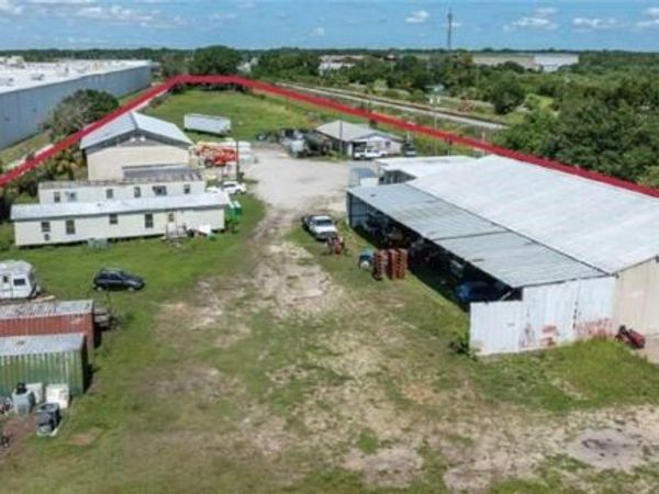 2295 US HIGHWAY 92 E, PLANT CITY, FL 33563