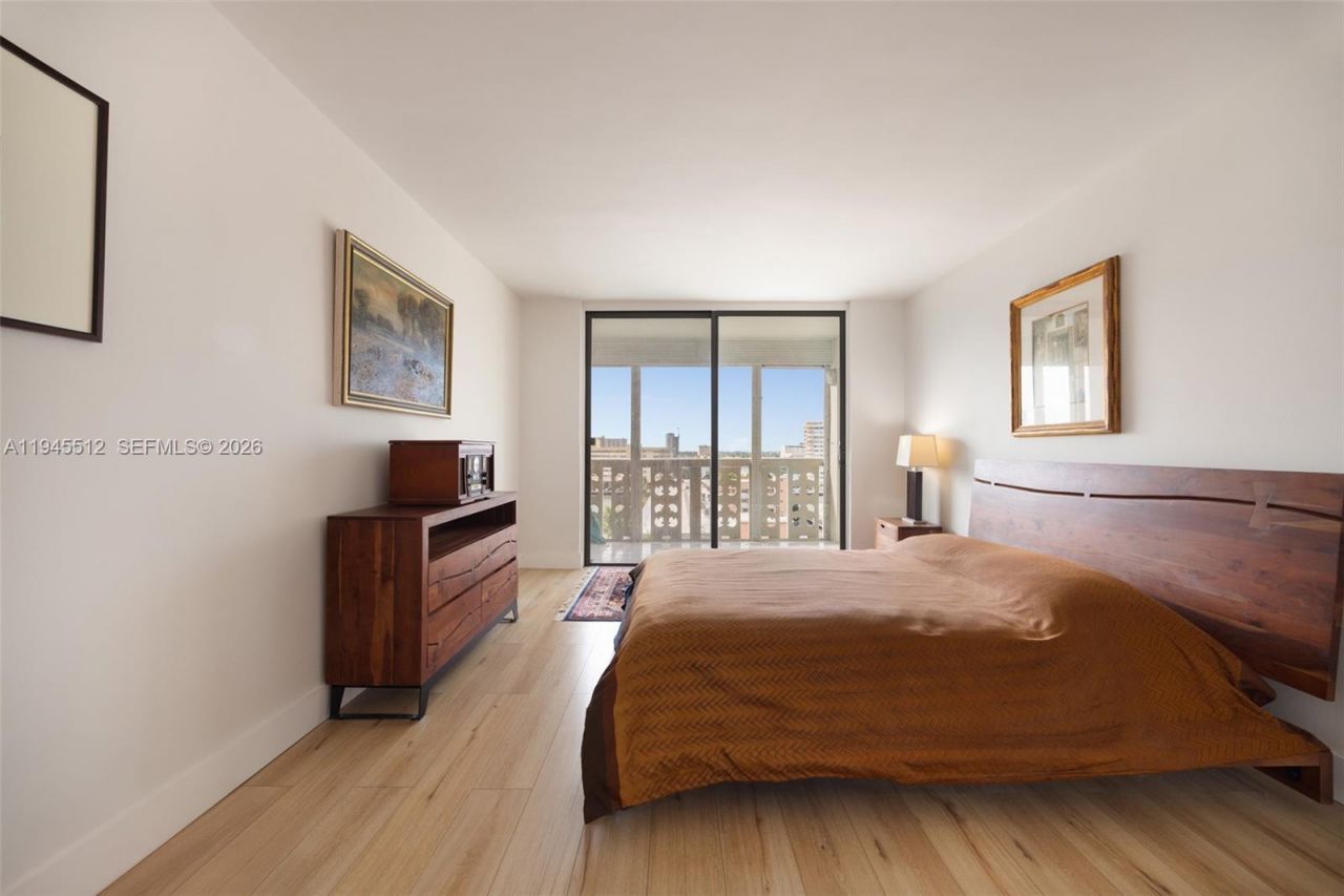 1893 S Ocean Dr, Unit 810, Hallandale Beach, FL 33009 Photo