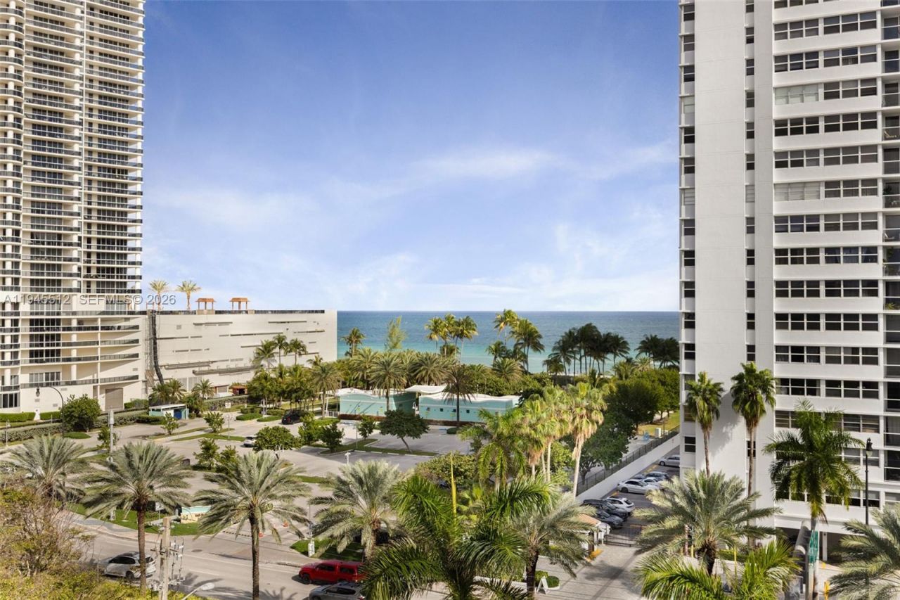 1893 S Ocean Dr, Unit 810, Hallandale Beach, FL 33009 Photo