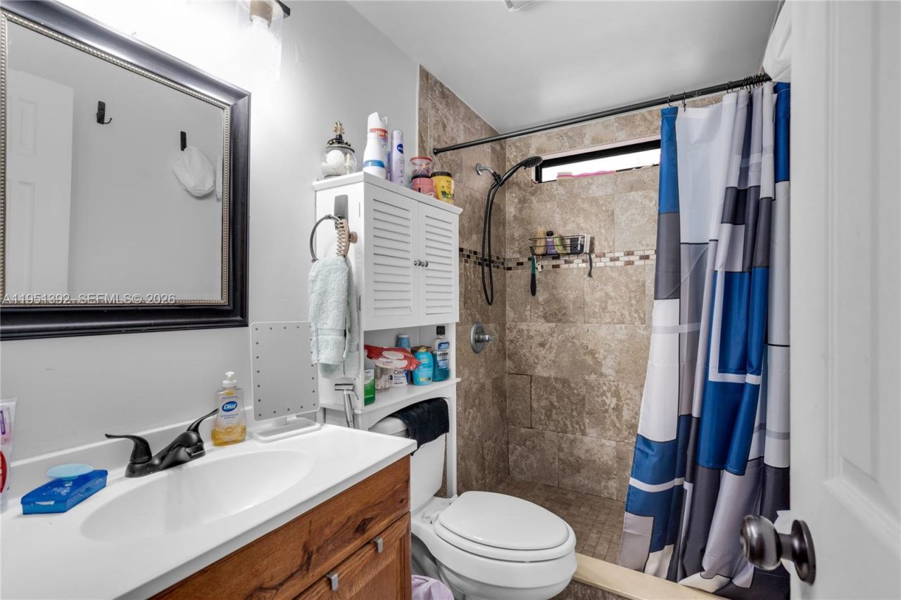 21771 NW 6th St, Pembroke Pines, FL 33029 Photo