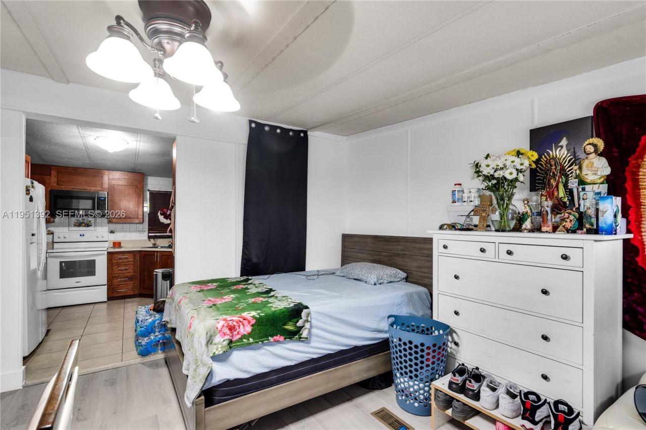 21771 NW 6th St, Pembroke Pines, FL 33029 Photo