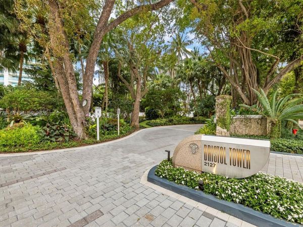 2127 Brickell Ave, Unit 1504, Miami, FL 33129