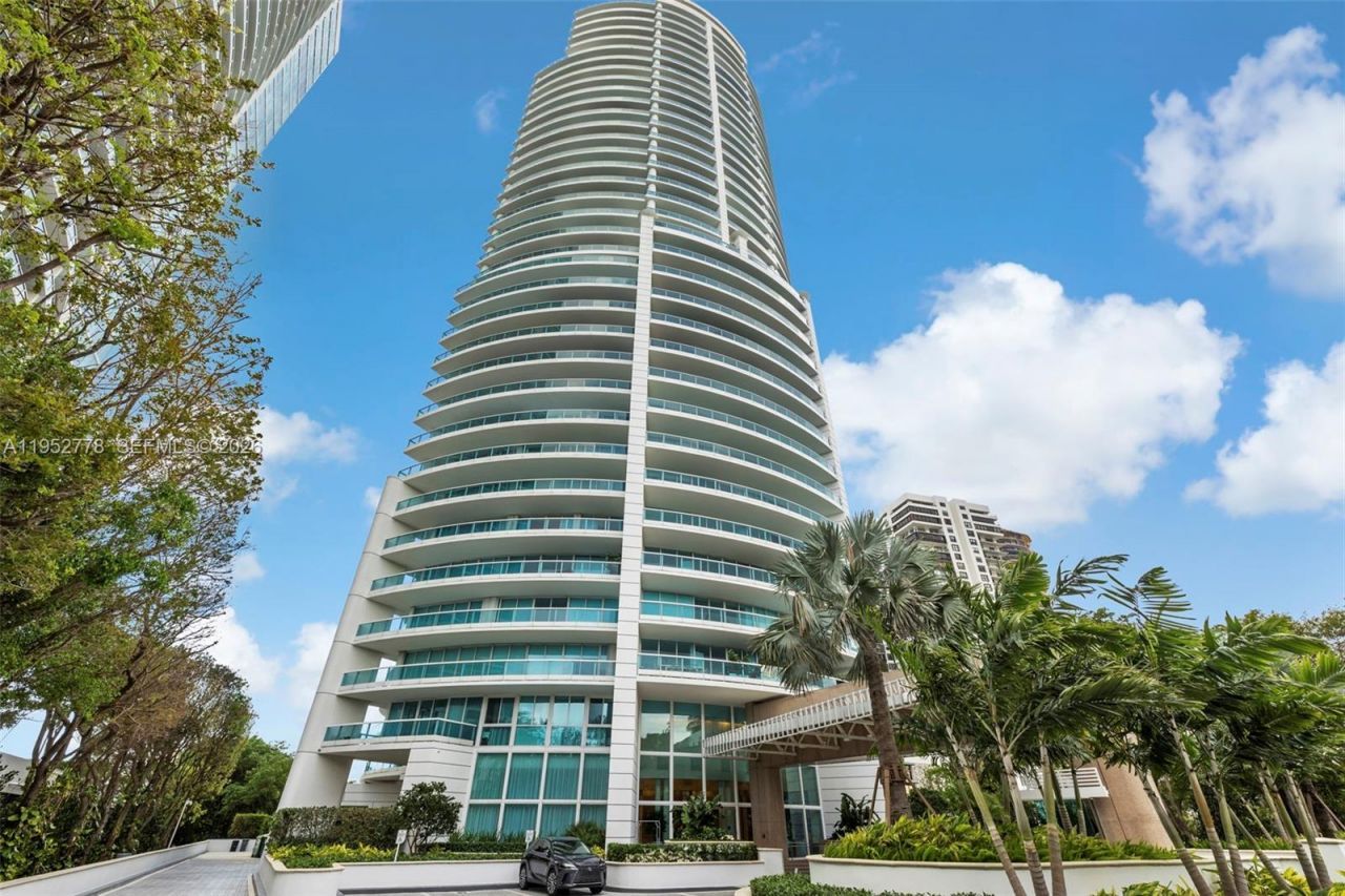 2127 Brickell Ave, Unit 1504, Miami, FL 33129 Photo