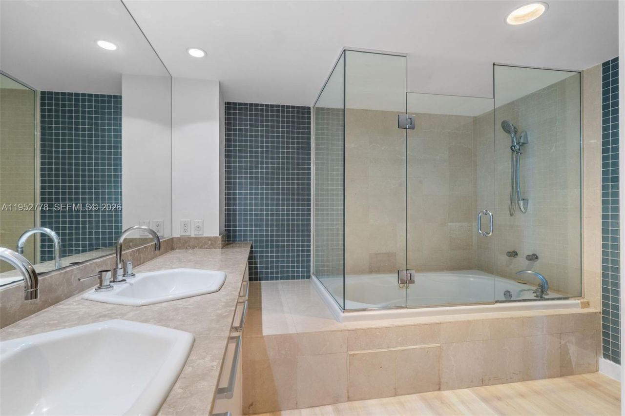 2127 Brickell Ave, Unit 1504, Miami, FL 33129 Photo