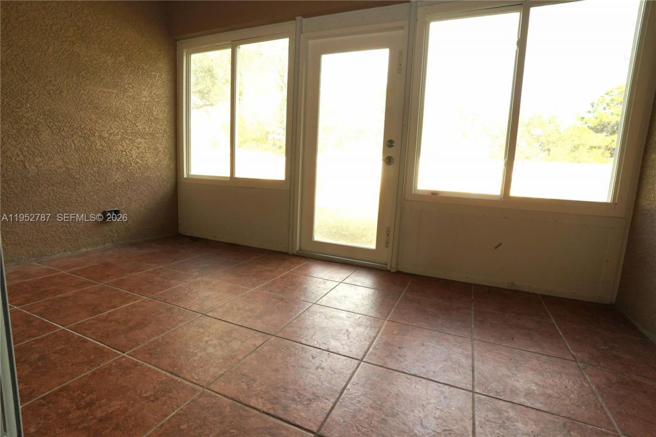 1649 SW Hampshire Ln, Port Saint Lucie, FL 34953 Photo