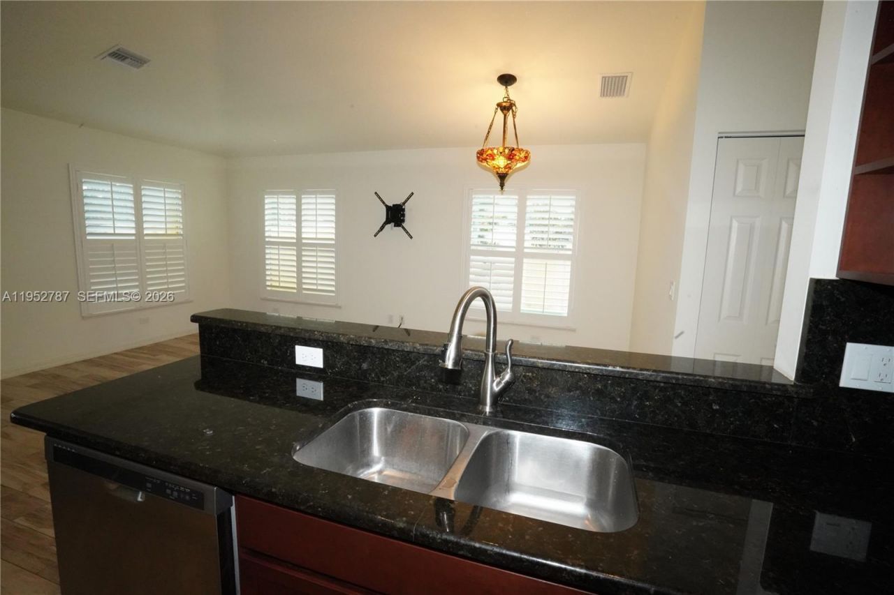 1649 SW Hampshire Ln, Port Saint Lucie, FL 34953 Photo