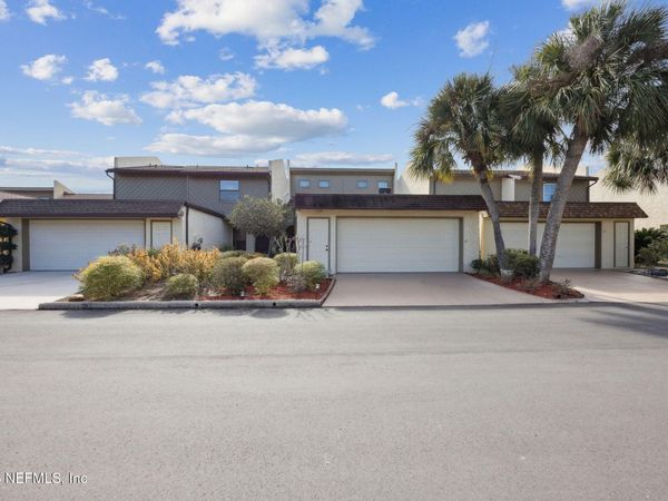 21 FOX VALLEY Drive, Orange Park, FL 32073