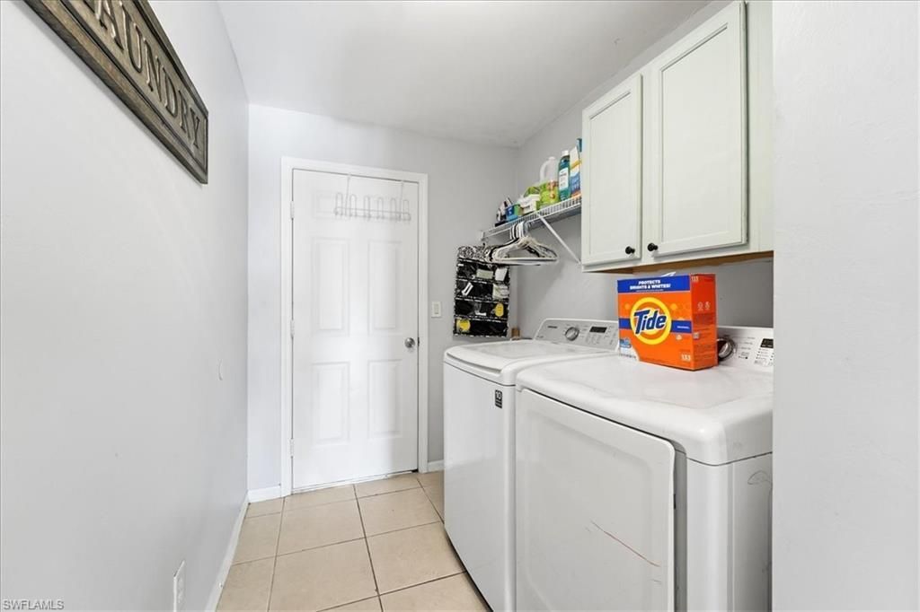 2625 NE 19th Pl, Cape Coral, FL 33909 Photo