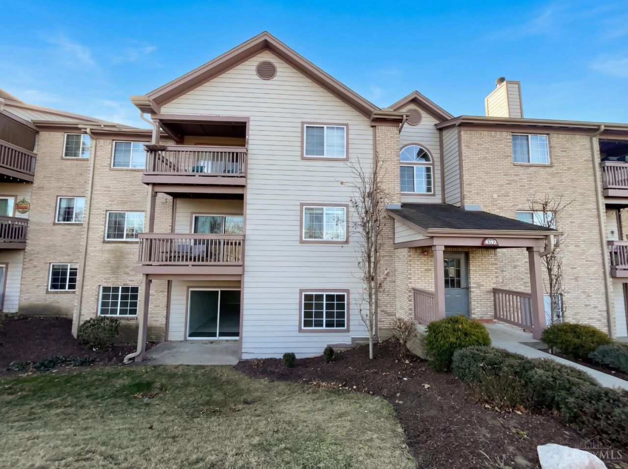 8392 Spring Valley Court, Unit 101, West Chester, OH 45069 Main Photo