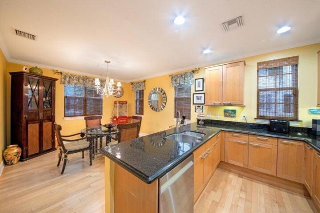 381 W Mallory Circle, Delray Beach, FL 33483 Photo