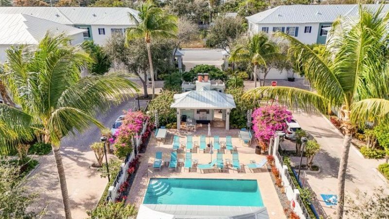 381 W Mallory Circle, Delray Beach, FL 33483 Photo