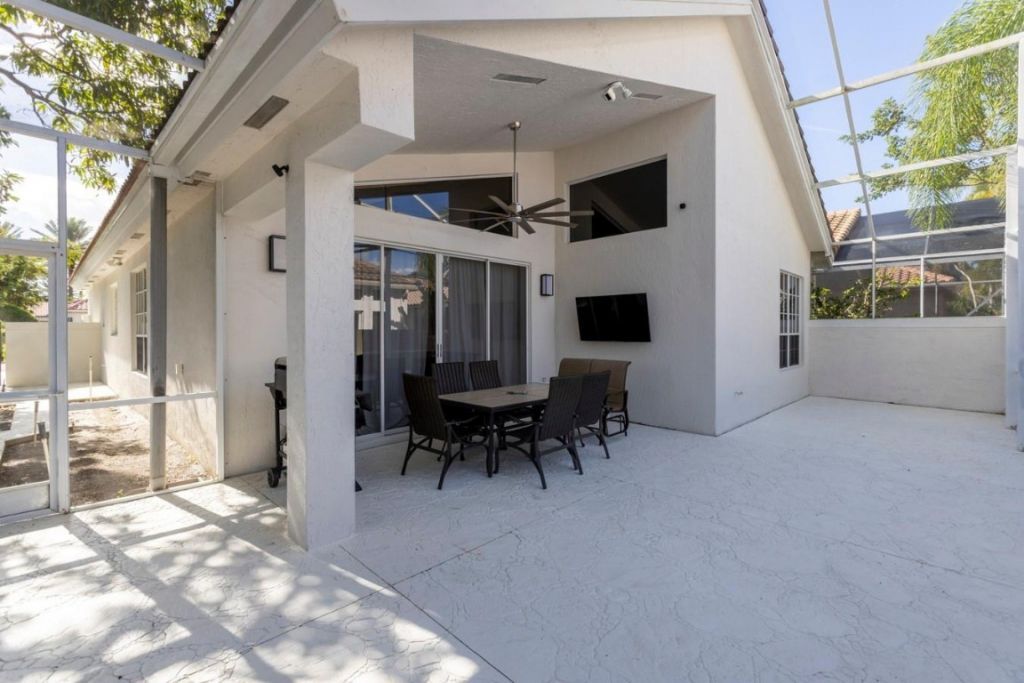 6391 NW 23rd Lane, Boca Raton, FL 33434 Photo